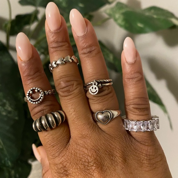 Sterling Silver S925 Adjustable Smiley Ring - Picture 3 of 3